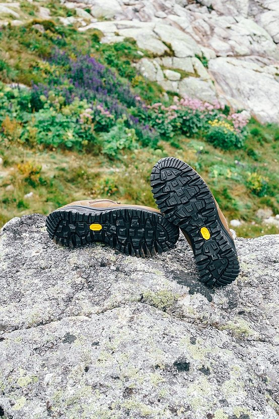 Turistická obuv Tactical low – v reálnom prostredí 2