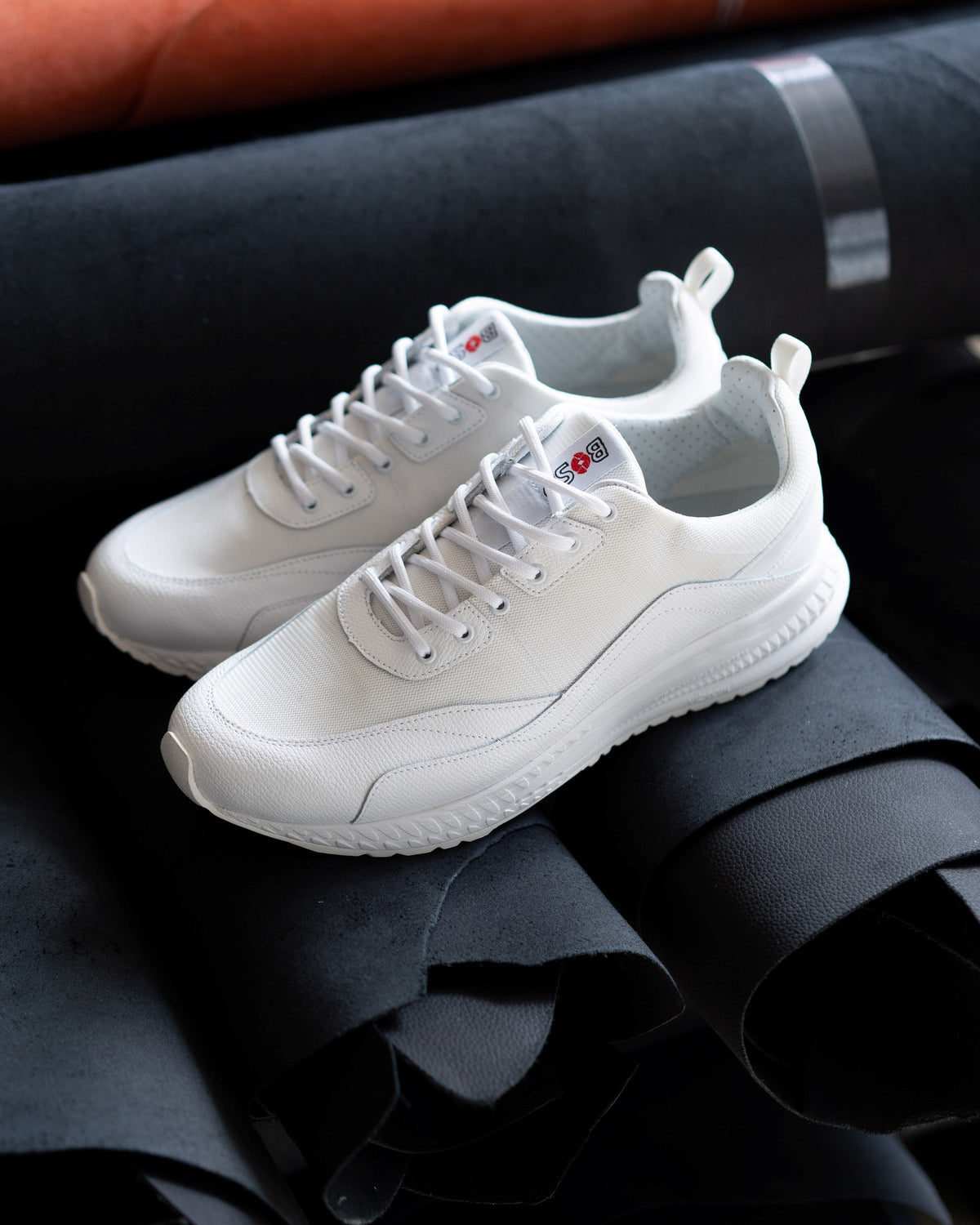 Tenisky Chrono Uni White – v reálnom prostredí 3