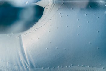 Ako sa zbaviť zápachu z topánok?